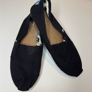 Toms Black Canvas Loafers Size 12